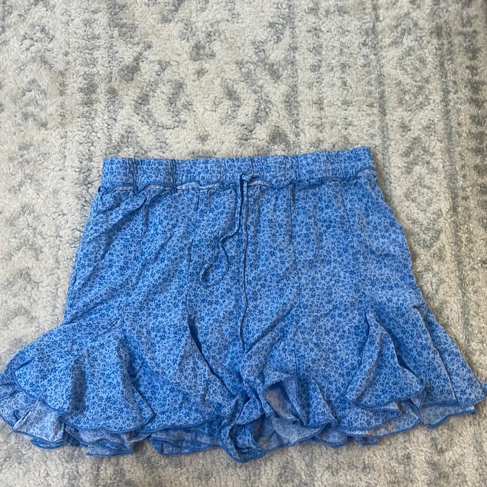 Cotton Candy LA Blue Floral shorts